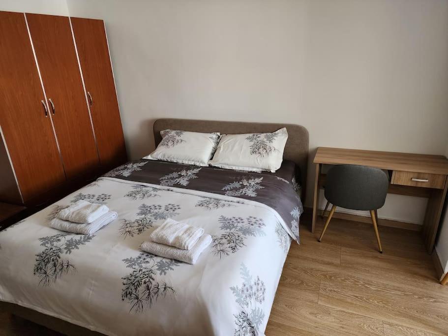 Andi'S Place-Comfy Studio-City Center Тирана Екстериор снимка