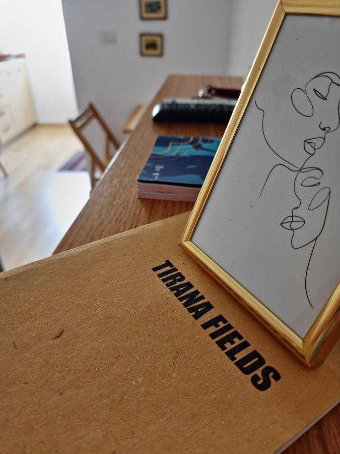 Andi'S Place-Comfy Studio-City Center Тирана Екстериор снимка
